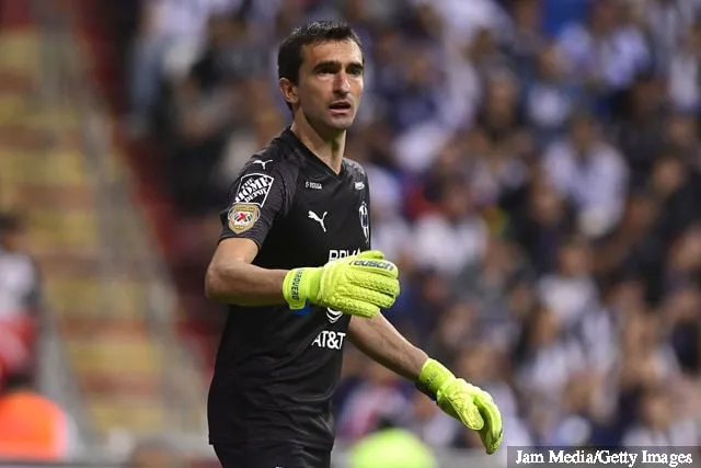 Marcelo Barovero-doelman van Monterrey geeft instructies tijdens de wedstrijd in de tweede ronde tussen Monterrey en Morelia als onderdeel van de Torneo Clausura 2020 Liga MX in het BBVA Stadium op januari...' title='7 beste keepers onder de 1,80 meter