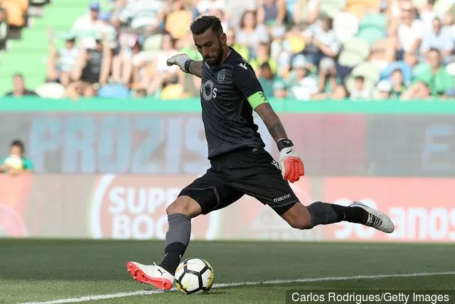 Sporting CP-keeper Rui Patricio fra Portugal under Five Fiolins Trophy-kampen mellom Sporting CP og AC Fiorentina på Estadio Jose Alvalade 29. juli 2017 i Lisboa Portugal.' title='Norwich City-fansen reagerer på Twitter når John Ruddy blir erstattet av Wolves