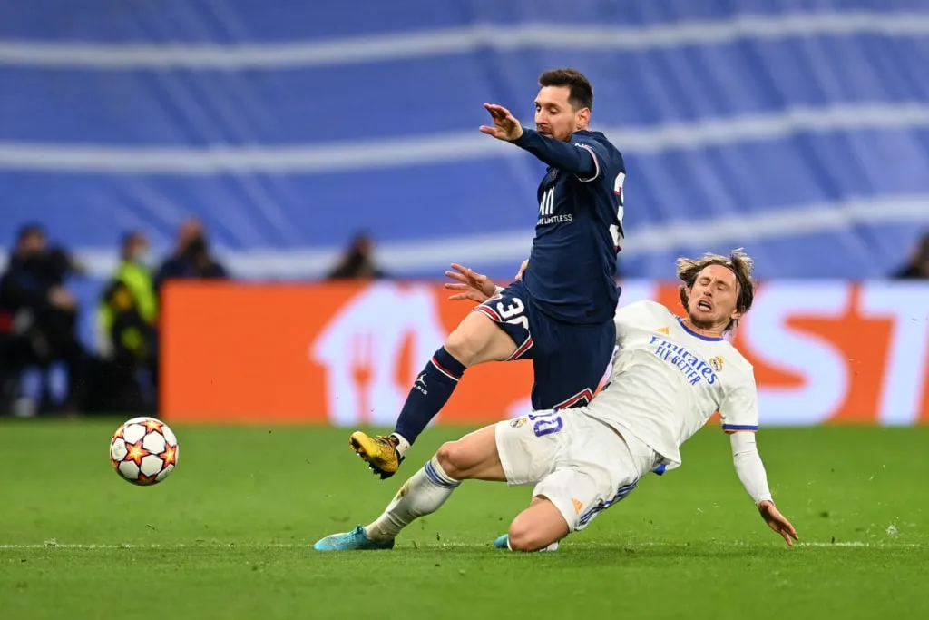 Real Madrid mod Paris Saint-Germain: Round of Sixteen Leg Two - UEFA Champions League' title='Hvor mange trofæer har Luka Modric vundet? Kroatiens VM-stjerne profileret