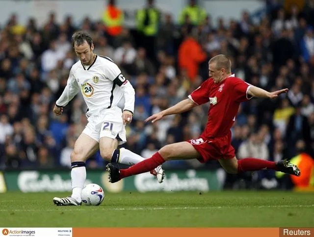 Shaun Derry Leedsissä' title='Shaun Derry ei yllättynyt Leeds Unitedin muodosta, ja Garry Monk vie heidät Valioliigaan