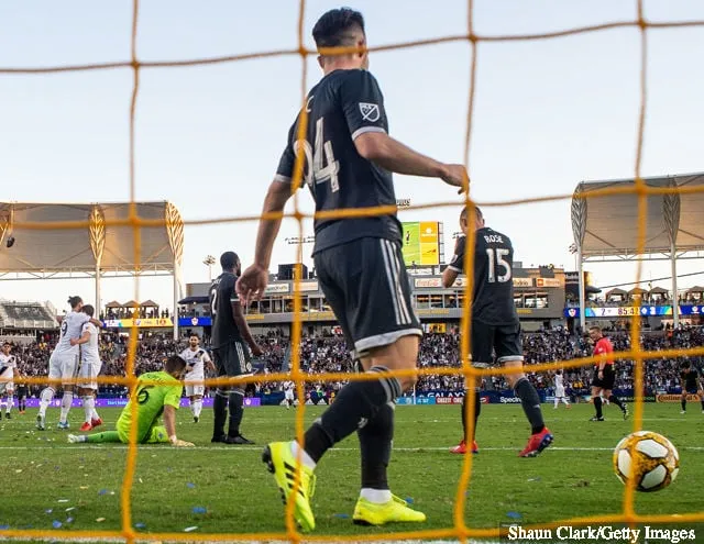 7 最も奇妙なサッカーのライバル