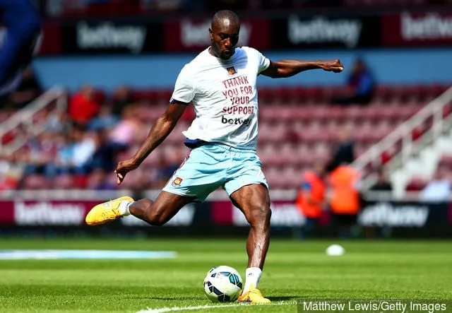 A West Ham kultikus hőse, Carlton Cole kétségbeesett könyörgéssel fordul a Hammers rajongóihoz
