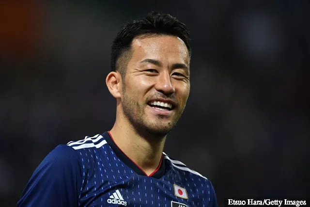 Maya Yoshida fra Japan smiler efter FIFA World Cup Asian Qualifier-kampen i anden runde mellem Japan og Mongoliet på Saitama Stadium den 10. oktober 2019 i Saitama Japan.' title='Southampton-esset Maya Yoshida scorer for Japan i kampen mod Mongoliet