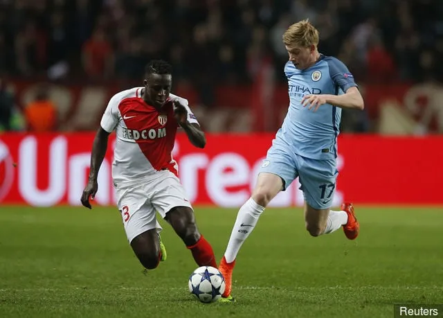 Манчэстэр Сіці' title='Справаздача: Левы абаронца Манака Бенджамін Мендзі адхіляе Ліверпуль ад трансферу Манчэстэр Сіці