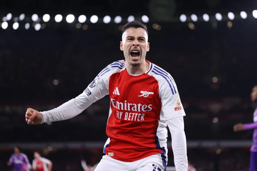 Арсенал - Фулхэм - Прэм'ер-ліга' title='Дзевяць гульцоў 'Арсенала' і 'Рэала', якія павінны быць асцярожнымі, каб пазбегнуць дыскваліфікацыі ў Лізе чэмпіёнаў