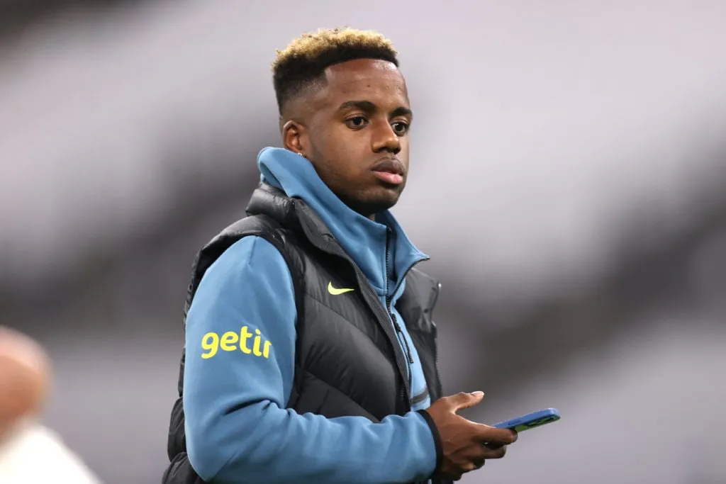 Tottenham Hotspur edzés és sajtótájékoztató' title='Ryan Sessegnon a Tottenham sztárját nevezi meg, akinek a „legalacsonyabb” testzsírszázaléka van