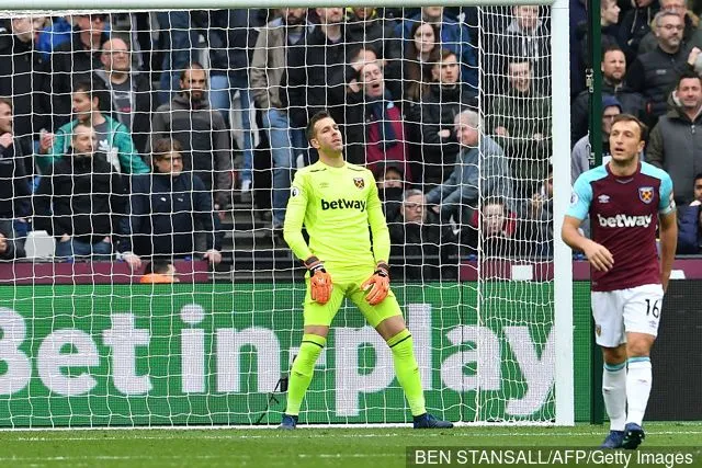 Вест Хэм Юнайтэд' title='Заўзятары 'Лідс Юнайтэд' заклікаюць падпісаць кантракт з Адрыянам