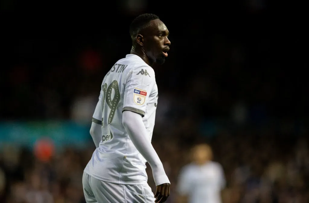 Rapport: Jean-Kevin Augustin estime qu'il n'est pas recherché alors que Leeds tente d'éviter un accord coûteux' title='Rapport: Jean-Kevin Augustin estime qu'il n'est pas recherché alors que Leeds tente d'éviter un accord coûteux