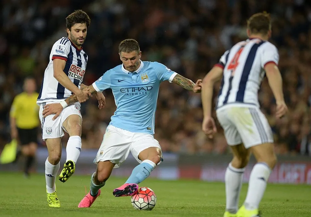 FBL-ENG-PR-WESTBROM-MANCITY' title='Manchester City XI sobre el debut de Raheem Sterling en 2015: ¿dónde están ahora?