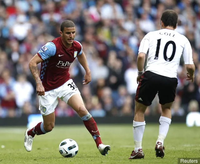 Kyle Walker - Aston Villa i aktion mod Liverpool' title='Aston Villa XI, hvis de beholdt deres bedste spillere inklusive Young og Benteke
