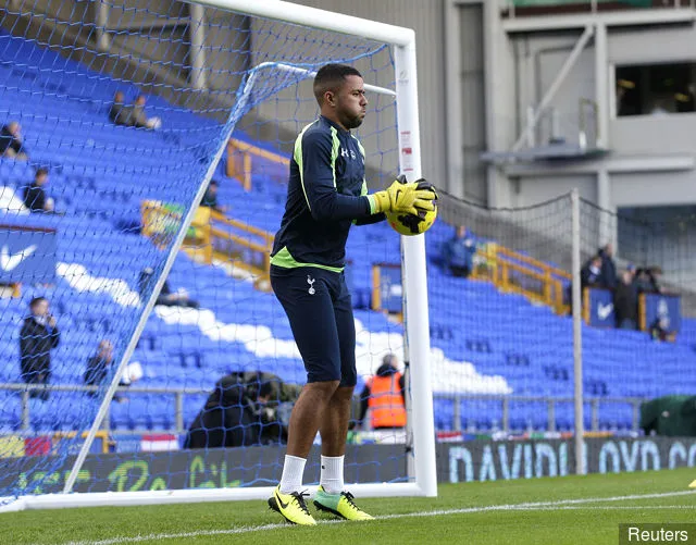 Le gardien de Millwall Jordan Archer ne sait pas s'il sera apte au retour de Tottenham