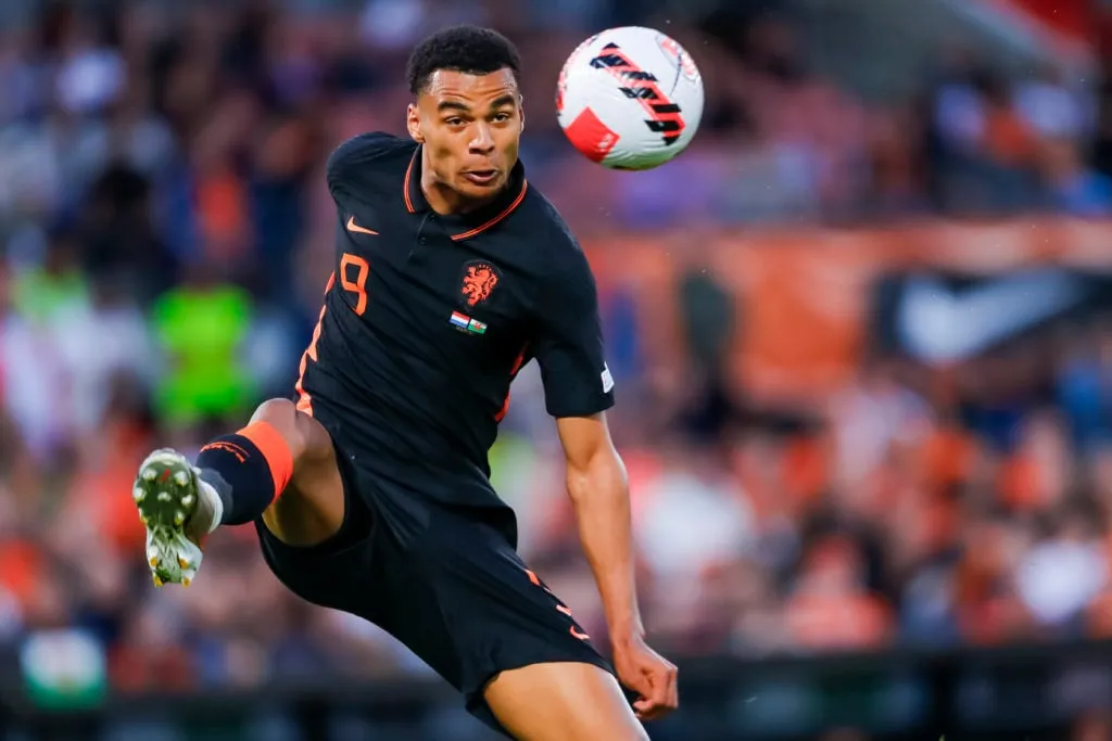 Hollanti v Wales: UEFA Nations League - A Path Group 4' title='Virgil van Dijk Cody Gakpo parhaassa Hollannin XI:ssä MM-joukkueesta