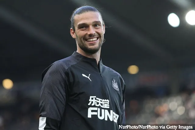 Newcastle United' title='Andy Carroll lähettää tunteellisen viestin Newcastlen faneille toisen Magpies-debyytin jälkeen
