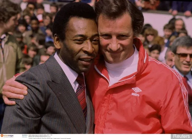 Pele Arsenalin kanssa' title='Kaikkien aikojen paras Pohjois-Irlannin joukkue