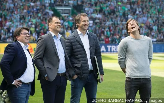 (L-R) Bremen' title='Yuning Zhang kan vara på väg tillbaka till West Brom tidigare än väntat
