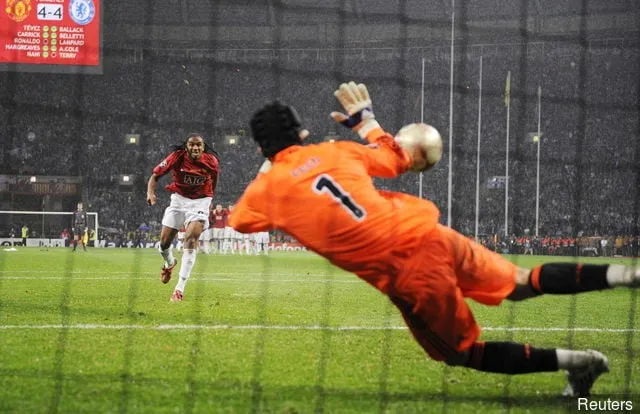 Manchester United' title='Kan du huske Manchester Uniteds midtbanespiller Anderson? Hans karriere har lidt et nyt lavpunkt