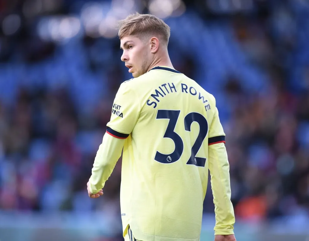 Emile Smith Rowe' title=''Hänen täytyy parantua': Mikel Arteta sanoo, että Emile Smith Rowen on parannettava yhdellä alueella