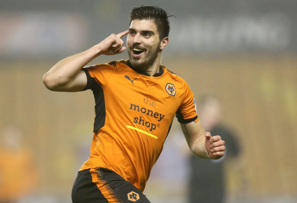 Por qué los futbolistas se señalan la cabeza