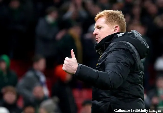 Ніл Ленан, менеджэр 'Селтыка', падымае вялікі палец пасля першага матчу 1/8 фіналу Лігі Еўропы УЕФА паміж ФК 'Кабенгаген' і ФК 'Селтык' на Тэлія Паркен 20 лютага 2020 г. у...' title='Пацверджана: склад 'Селтык' супраць ФК 'Капенгаген' на 'Селтык Парк' сёння вечарам