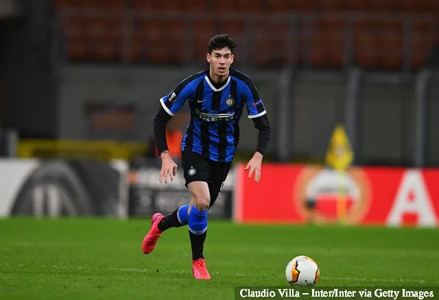 ジュゼッペ・メアッツァ・スタジアムで行われたUEFAヨーロッパリーグ・ラウンド32セカンドレグのFCインテル対PFCルドゴレツ・ラズグラド戦で活躍するFCインテルナツィオナーレのアレッサンドロ・バストーニ...' title='リヴァプールに所属するアレッサンドロ・バストーニはクロップのシステムに最適