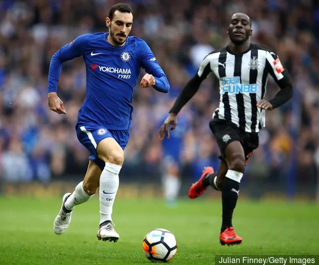 보도: 뉴캐슬의 수비수 하이다라가 리그 2의 랑스에 합류할 예정입니다