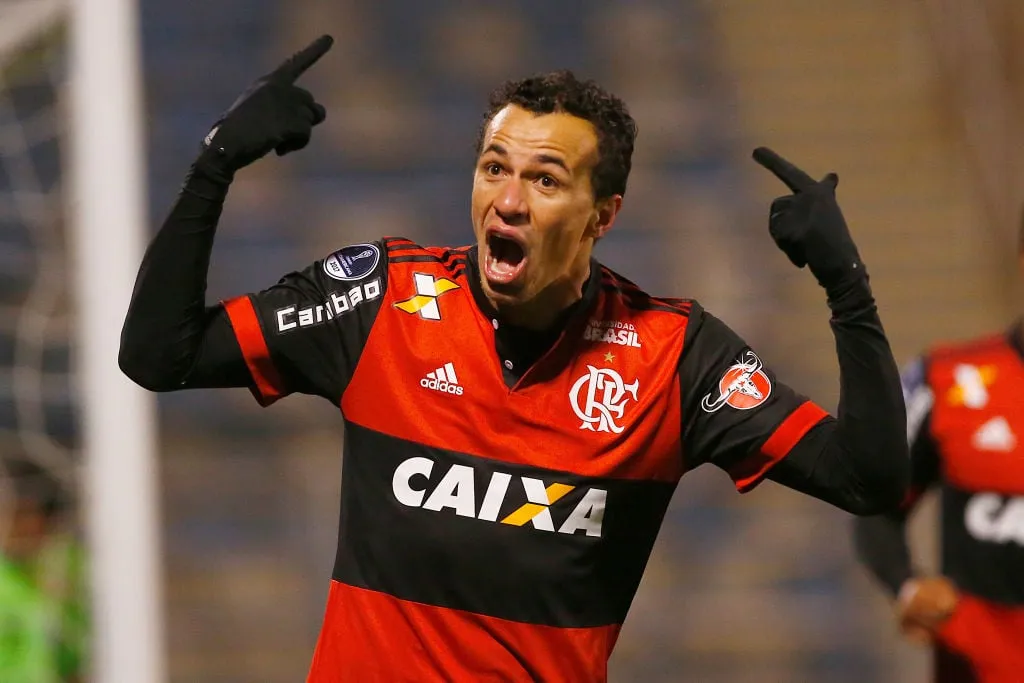 サッカークラブを破壊した7つの移籍