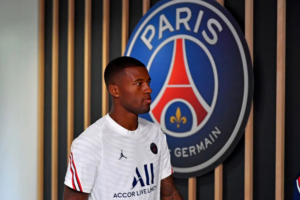 PSG-fanit reagoivat Gini Wijnaldumin ensimmäiseen esiintymiseen Liverpoolin lähdön jälkeen