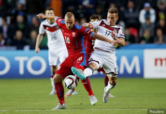 Saksa' title='Bayern Münchenin tähti Joshua Kimmichin nousu ja nousu