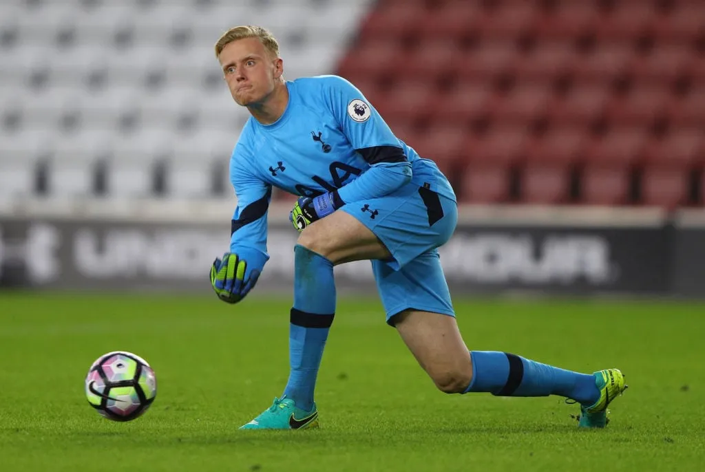 Hvem er Tom Glover? 24-åringen slapp av Tottenham forlot blødende etter Melbourne A-League-kaos