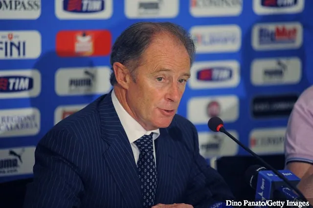 축구를 해본 적이 없는 감독 7인