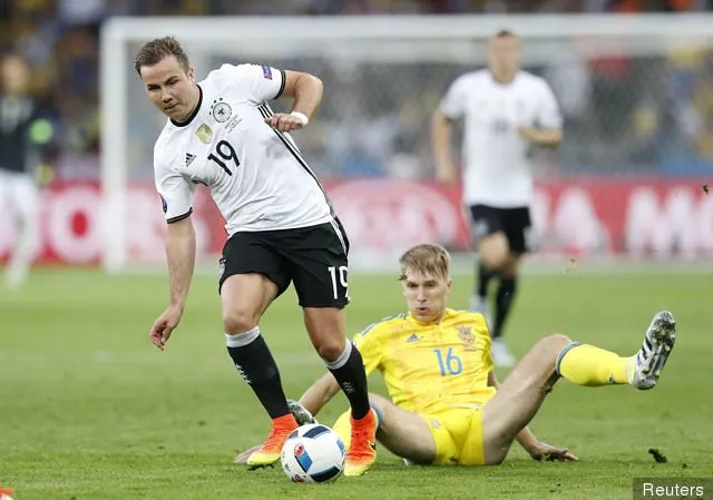 Fans van Liverpool reageren op Twitter op de optredens van Jonas Hector en Mario Gotze in Duitsland
