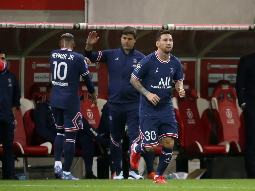 Den Newcastle-gale ekspert får Neymar og Messi til at hæve live på Sky under overtagelsen