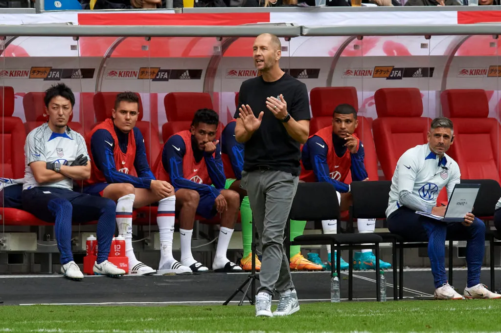 日本対アメリカ - 国際親善試合' title='グレッグ・バーハルターとは誰ですか?ワールドカップのアメリカ代表監督はクリスタルパレスのスター選手だった