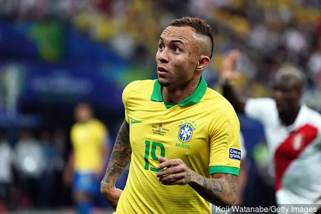 Hvorfor Arsenal angivelig avbrøt overgangen til Everton Soares; advarsel til Spurs