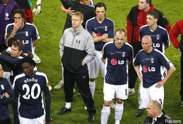 A Fulham-játékosok csalódottnak tűntek a meccs végén' title='Hol vannak most? A Fulham XI a 2010-es Európa Liga döntőjéből