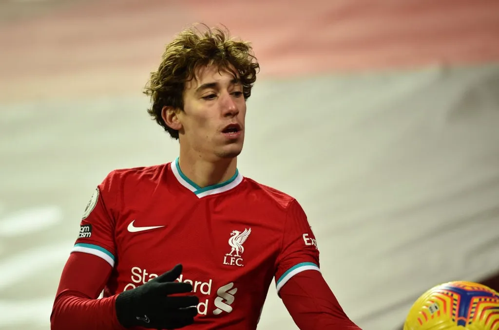 'Wow, kanske Klopp kommer att inse': Liverpool-fans diskuterar klubbens tweet om Kostas Tsimikas