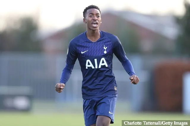 「素晴らしい決断を下した」：一部のファンは「非常に才能のある」スパーズ選手の到着に反応