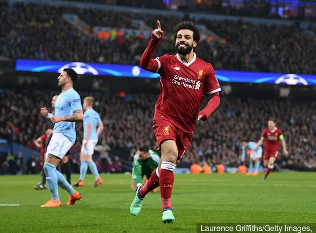 A liverpooli Mohamed Salah az Etihad Stadionban 2018. április 10-én az első gólt ünnepli a Manchester City–Liverpool negyeddöntő második mérkőzésén...' title='Az évtized 7 legjobb jobbszélsője