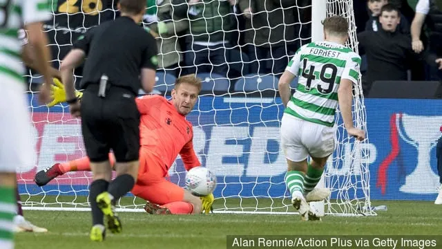 28. lokakuuta 2018 Murrayfield Stadium Edinburgh Scotland; Skotlannin liigacupin jalkapallon välierä Heart of Midlothian vastaan ​​Celtic; Celticin James Forrest tekee toisen maalinsa...' title='Entinen Celtic-pelaaja väittää, että James Forrest on yksi maailman parhaista