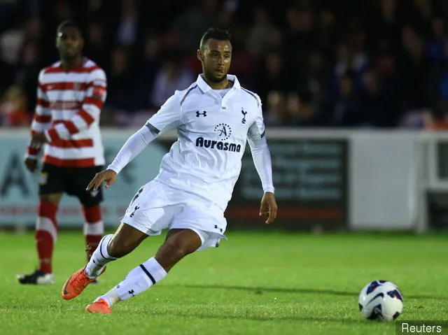 악명 높은 토트넘 홋스퍼의 실패 존 보스톡(John Bostock)이 권위 있는 프랑스 상을 수상했습니다.