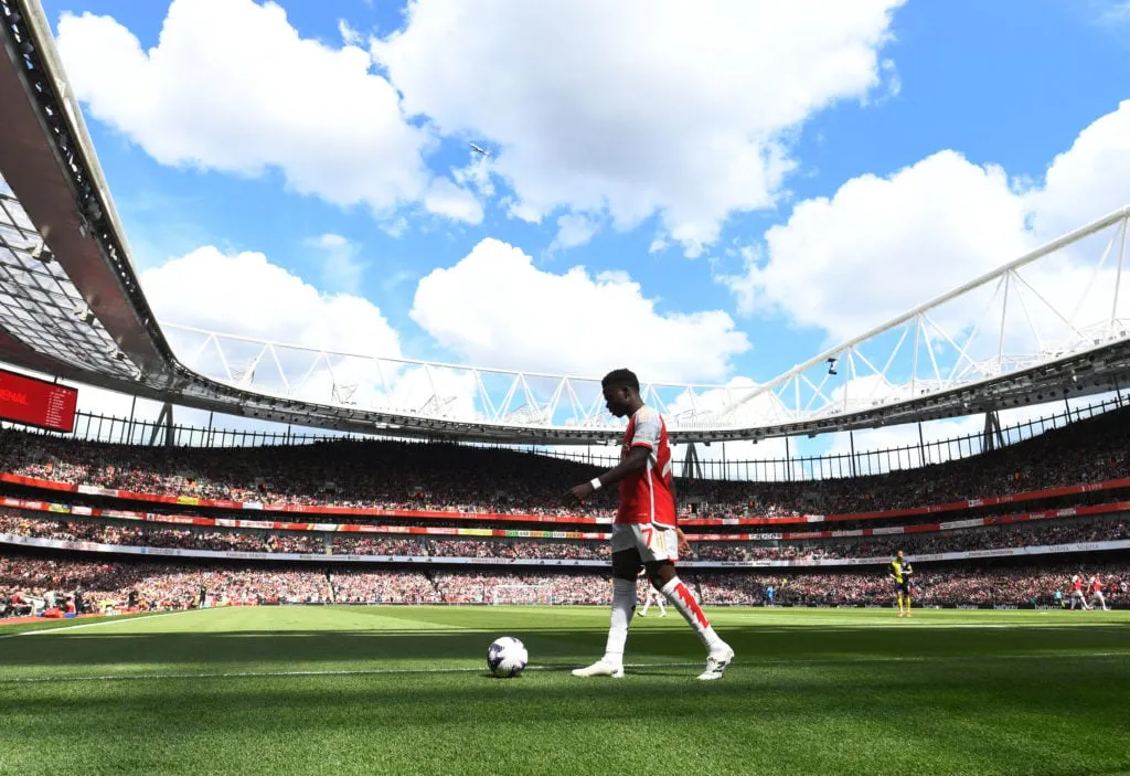 Paul Merson 'melko järkyttynyt' siitä, mitä on tapahtunut Arsenalin Bukayo Sakalle