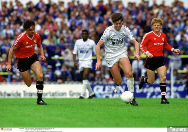 クリス・ワドル - トッテナム・ホットスパー対ケビン・モーラン - マンチェスター・ユナイテッド' title='史上最も偉大なアイルランド共和国代表