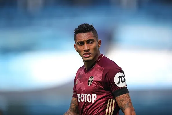 «Яны мае браты»: Рафінья кажа, што будзе «вечна ўдзячны» двум сваім таварышам па камандзе Лідс