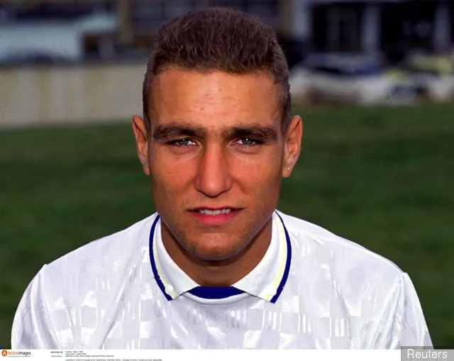 Vinnie Jones tukee Garry Monkia menestyksestä Leeds Unitedissa, ellei siihen puututa