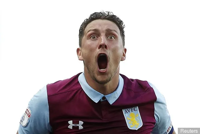 Le père de la star d'Aston Villa dit que le joueur a toujours rêvé de rejoindre un grand club