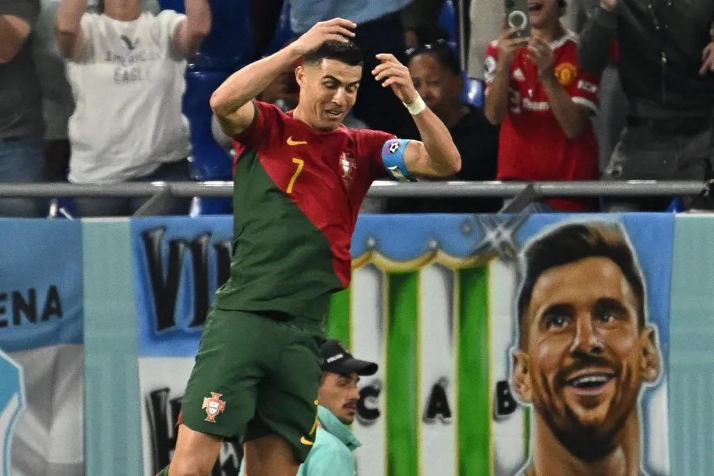 TOPSHOT-FBL-WC-2022-MATCH15-POR-GHA' title='Cristiano Ronaldo minden vb-rekordja a 2022-es katari gól után van