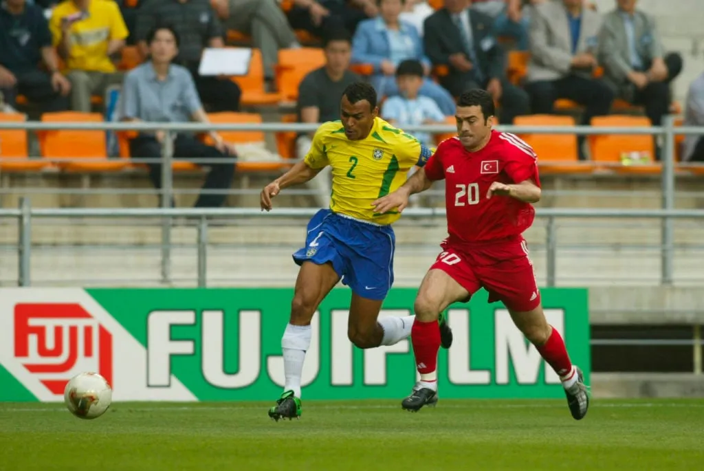 Brasilien v Turkiet - VM 2002' title='Hur många världscuper vann Cafu? Brasilienikonens rekord utforskat