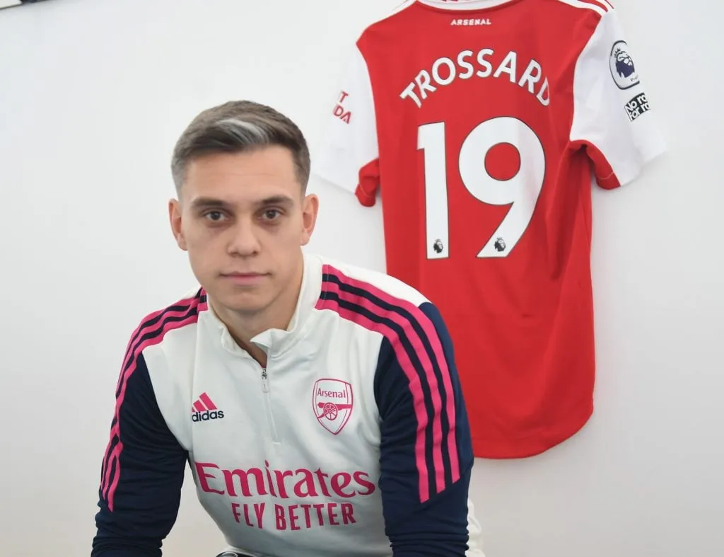 Todennäköinen syy Leandro Trossardin harmaisiin hiuksiin ja tarinaan Arsenal nro 19:n juhlan takana
