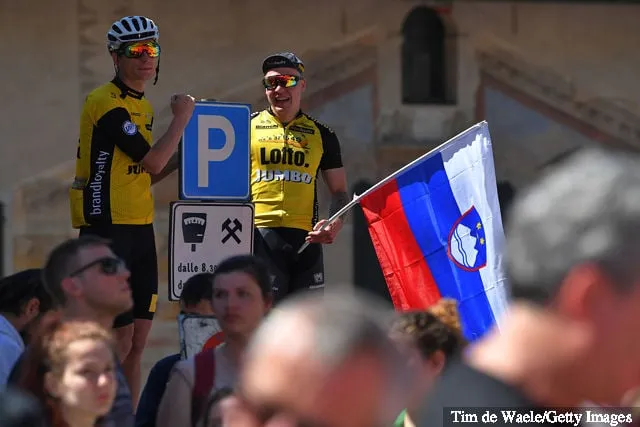 Пачаць' title='7 закінутых футбольных стадыёнаў