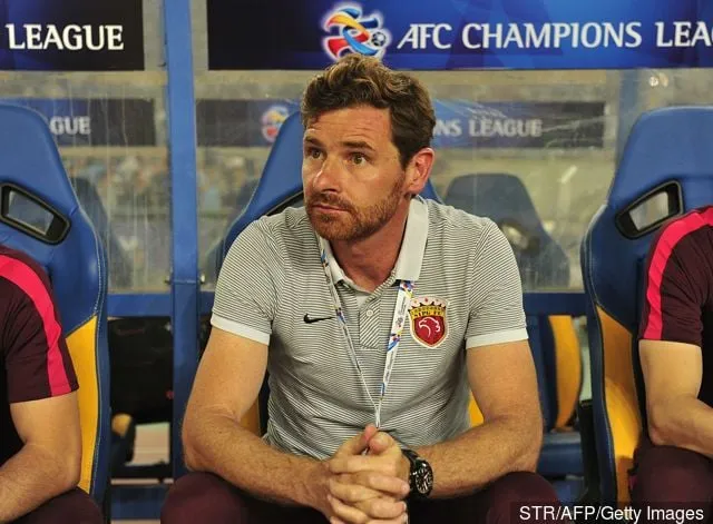 Shanghai SIPG:n valmentaja Andre Villas-Boas seuraa AFC Champions Leaguen 16-välieräottelua Shanghai SIPG:tä vastaan ​​Jiangsu Suning FC:tä vastaan ​​Nanjingissa 31. toukokuuta 2017.' title='7 kuuluisaa jalkapallomanageria, jotka olivat hyödyttömiä pelaajina